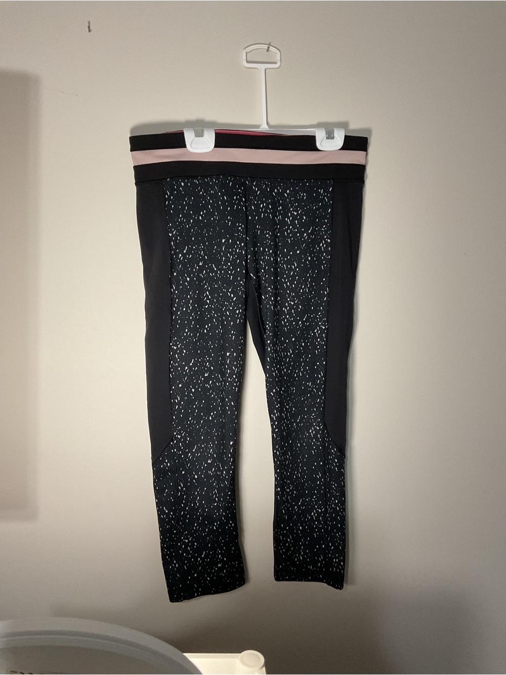 lululemon athletica Black Speckle Capris with Pink Waistband Trim